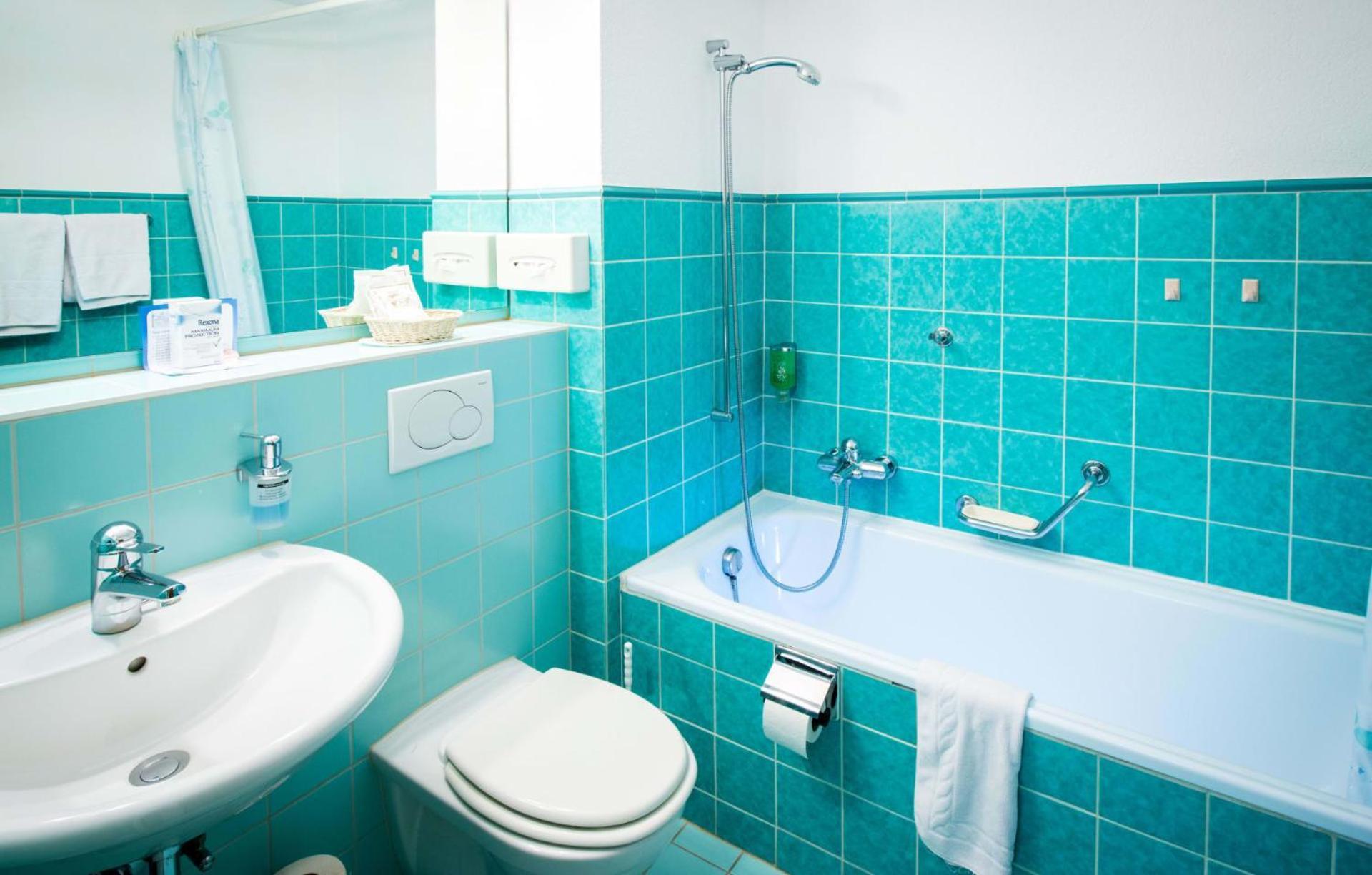 Badehotel Salina Maris - Wellness & Vintage Mörel Exteriör bild